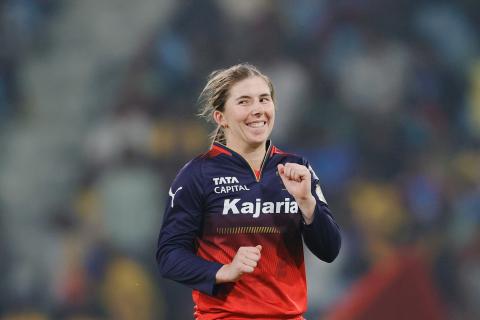 UPW won by 12 runs