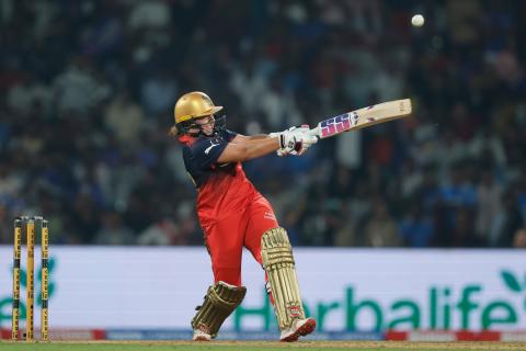 RCB won by 3 wickets