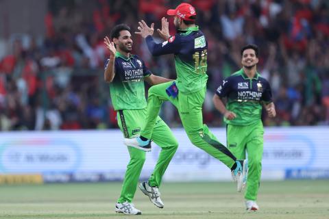 DC won by 6 wickets
