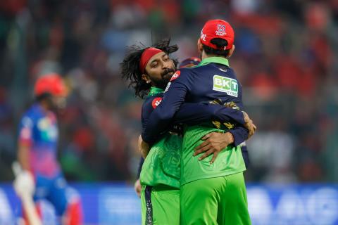 DC won by 6 wickets