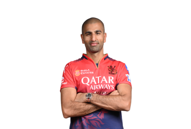 Mo
